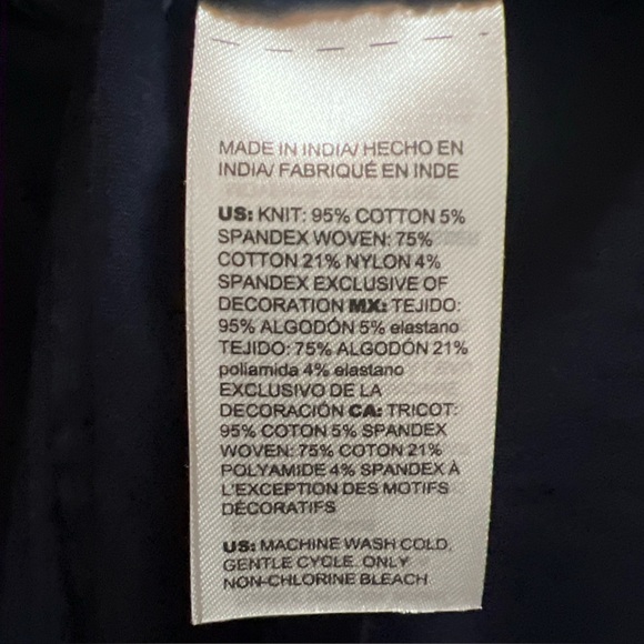 Chico’s Size (4) XXL Navy Puff Sleeve Embroidered Women’s Pullover Top - Picture 6 of 6